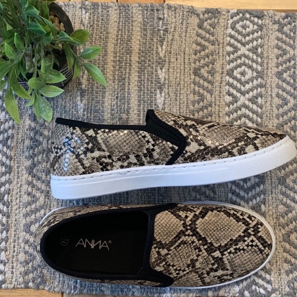 SOLD Snakeskin slip on sneakers - Picture 7 of 7